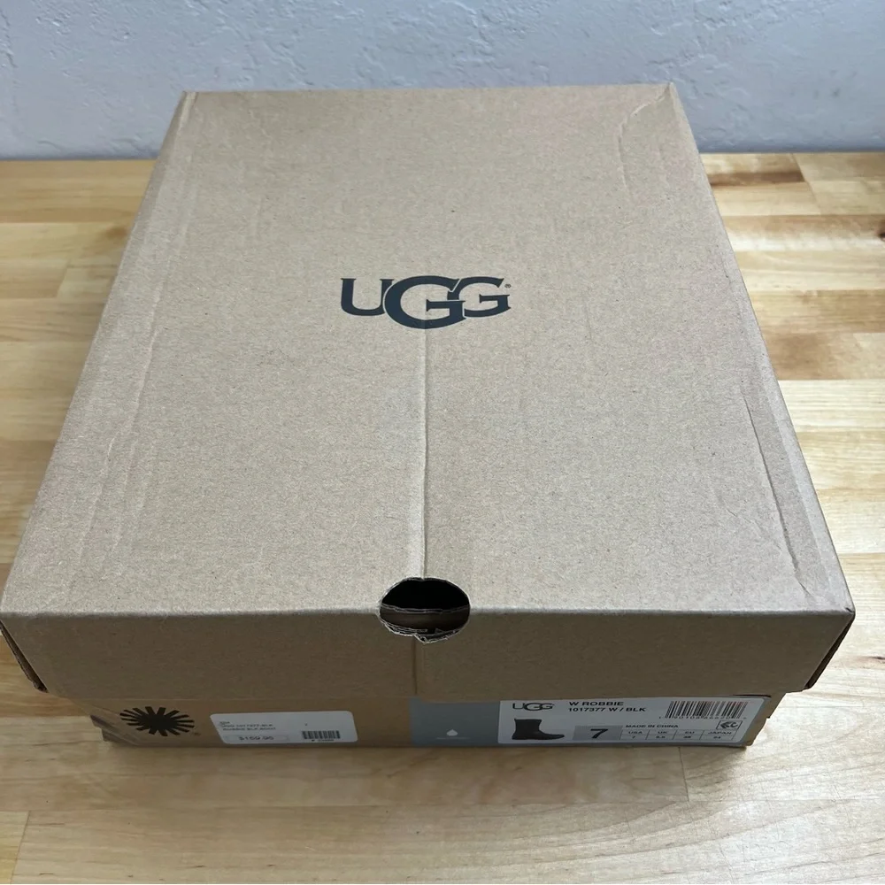 UGG Robbie Waterproof Leather Motorcycle Boots Women's US Size 7 - Picture 16 of 16